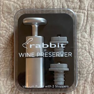 NWOT Rabbit Wine Preserver